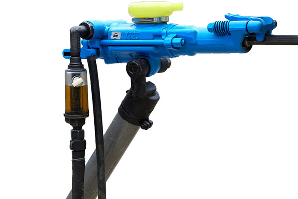 Avantajele forajului pneumatic de mână pentru rocă